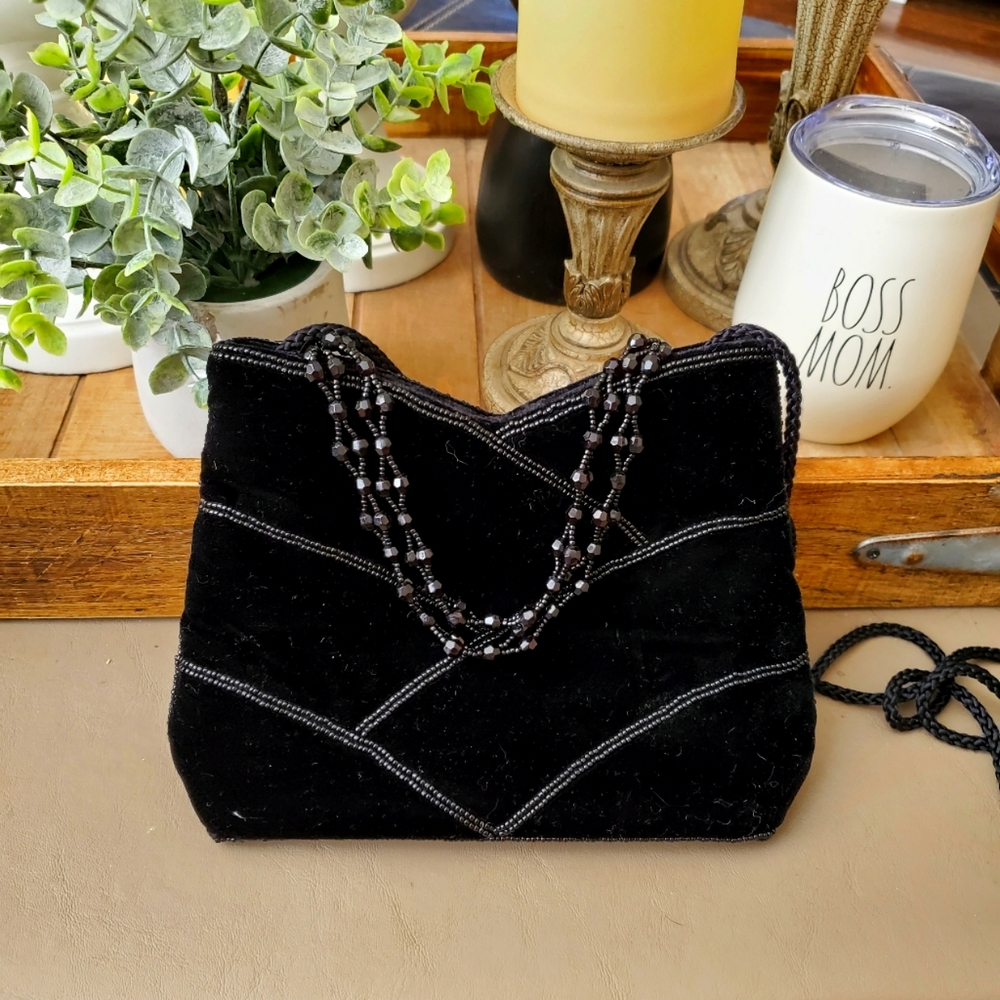 Black Evening bag velour beaded